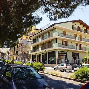 https://rocca-degli-etnei-paterno-sicily.sicilyhotelsitaly.net