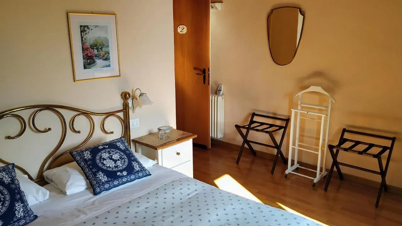 Alberghetto Della Marianna Cadenabbia 3*,  Italy