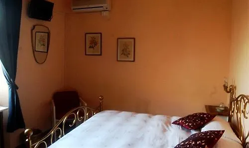 Alberghetto Della Marianna Cadenabbia Italy